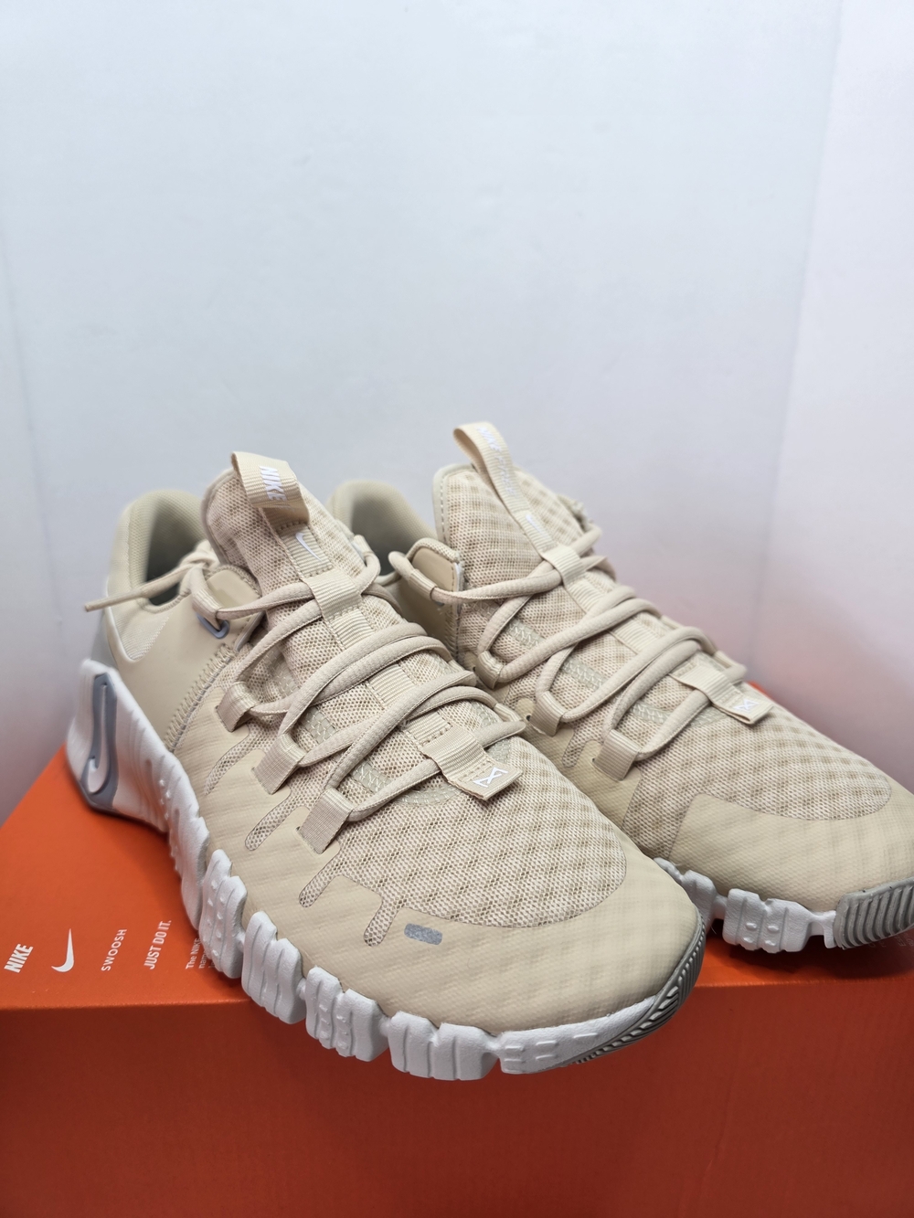 Nike Free Metcon 5.0 “Sand Drift”  W9.